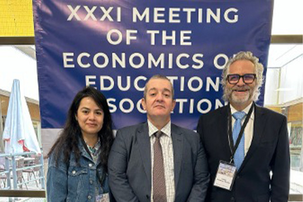 From left to right (Ph.D. Candidate Maria Victoria Ramirez, Dr. Francisco Rabadán, Dr. Habib Chamoun-Nicolas)