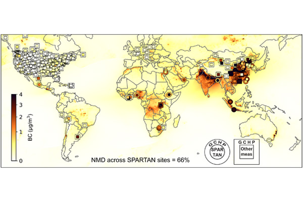 Global black carbon (BC) distribution from measurements and simulation using a widely used emission inventory. This map shows ground-level BC concentrations from SPARTAN measurements over 2019−2023, complementary measurements using original data screening scheme with a six-month sampling length criterion from adjacent years, and a GCHP simulation using the CEDS emission inventory for 2019. (Credit: Yuxuan Ren)